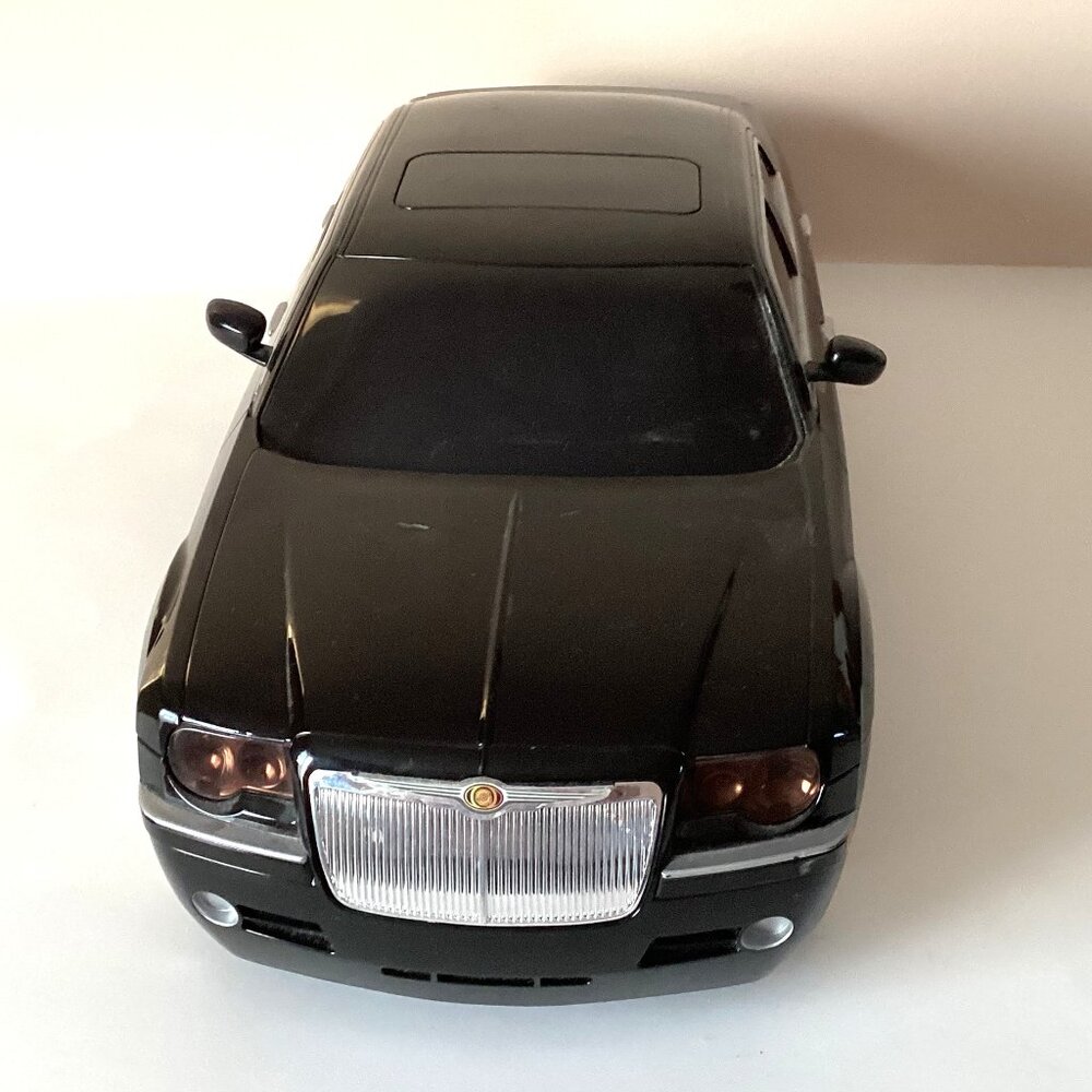 Daimler Chrysler 2005 300C HEMI Jada Toys Dub City Black Spinner Wheels - Picture 2 of 9